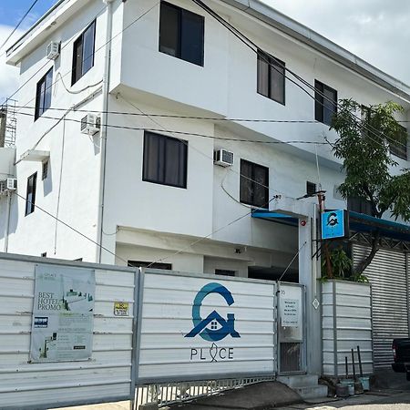 Gplace Hotel Cebu Stadt Exterior foto